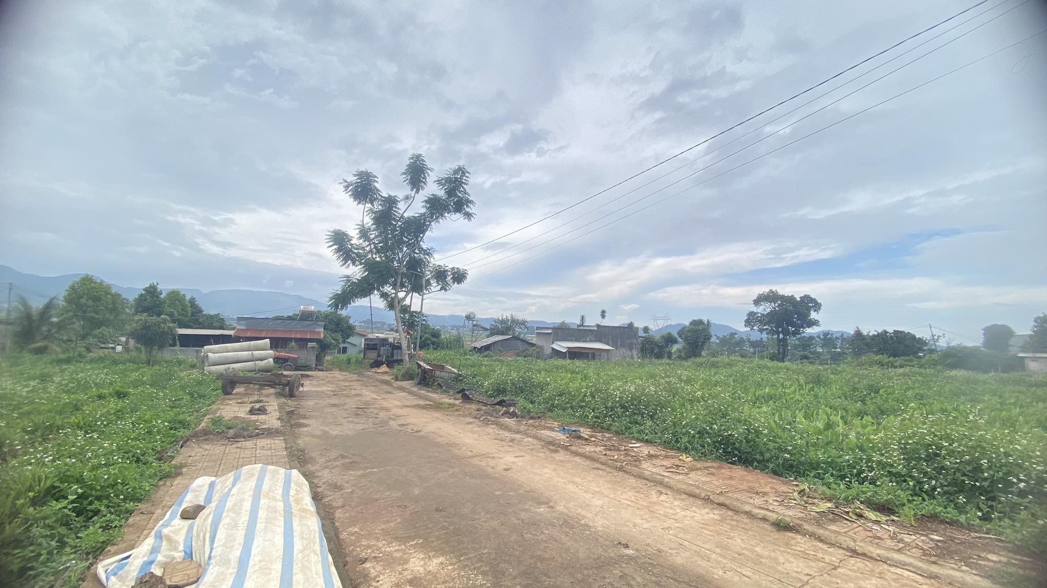 Bán lô đất hẻm rộng 7m, sau cây xăng liên nghĩa, thuộc liên nghĩa đức trọng chỉ