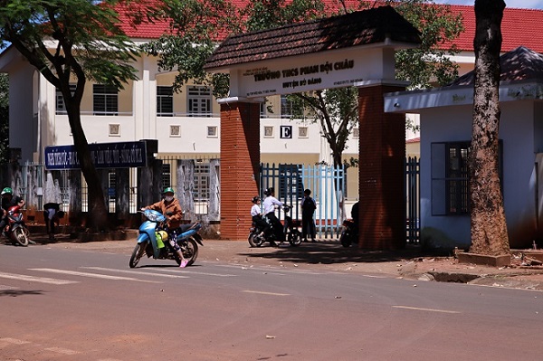 BÁN ĐẤT GẦN QUỐC LỘ 14 FULL THỔ CƯ