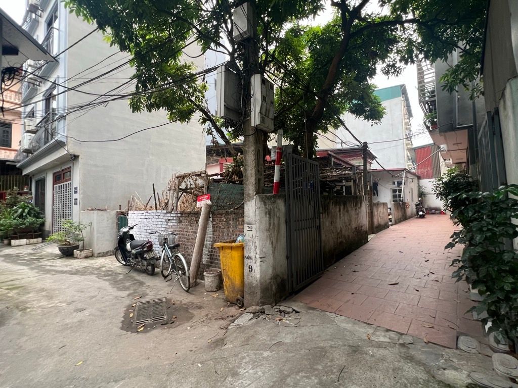 Bán đất nguyễn văn linh 39M lô góc long biên