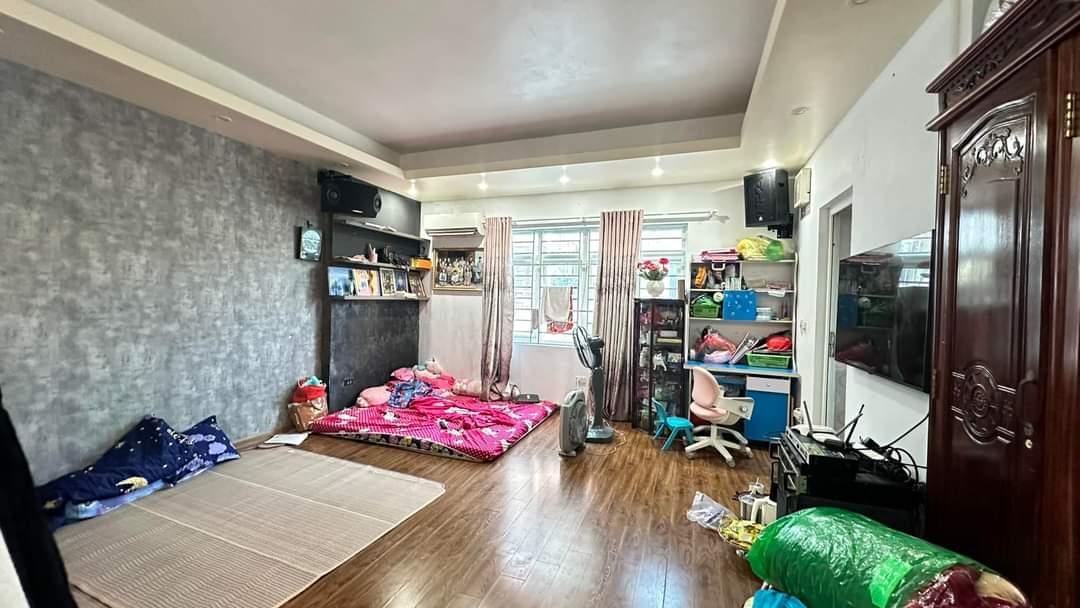 Bán nhà mặt phố chùa quỳnh thanh nhàn 5 tầng ô tô dừng đỗ kinh doanh sầm uất HBT