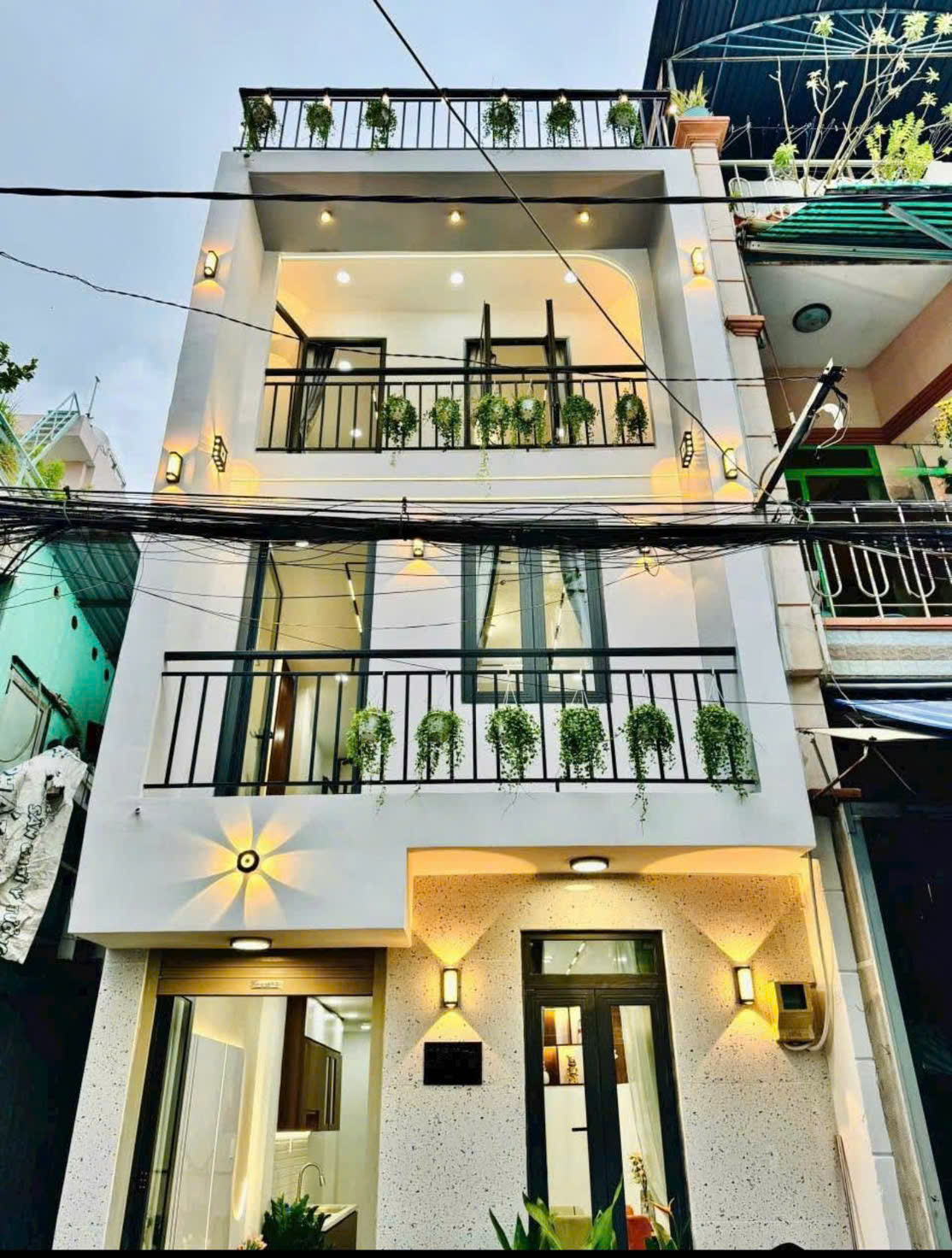 Bán gấp! Nhà phố Tân An – 100 m², sổ đỏ công chứng ngay, giá chỉ 1 tỷ