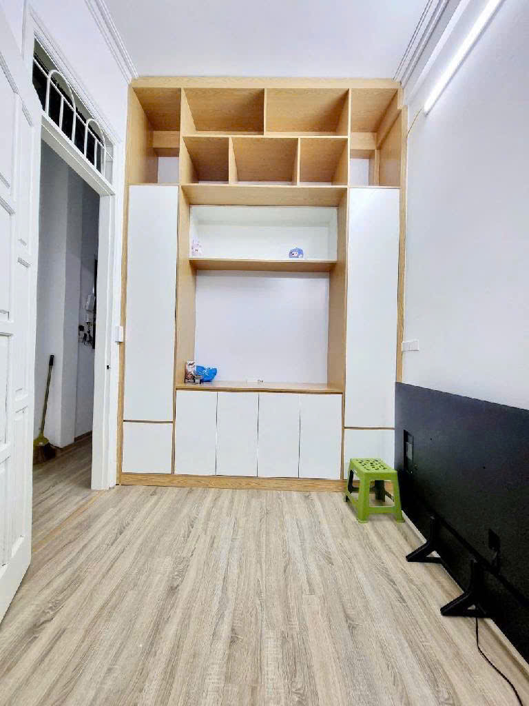 Hiếm! Nhà Tân Ấp đẹp lung linh – Sổ vuông, nội thất xịn, chỉ 7.3 tỉ