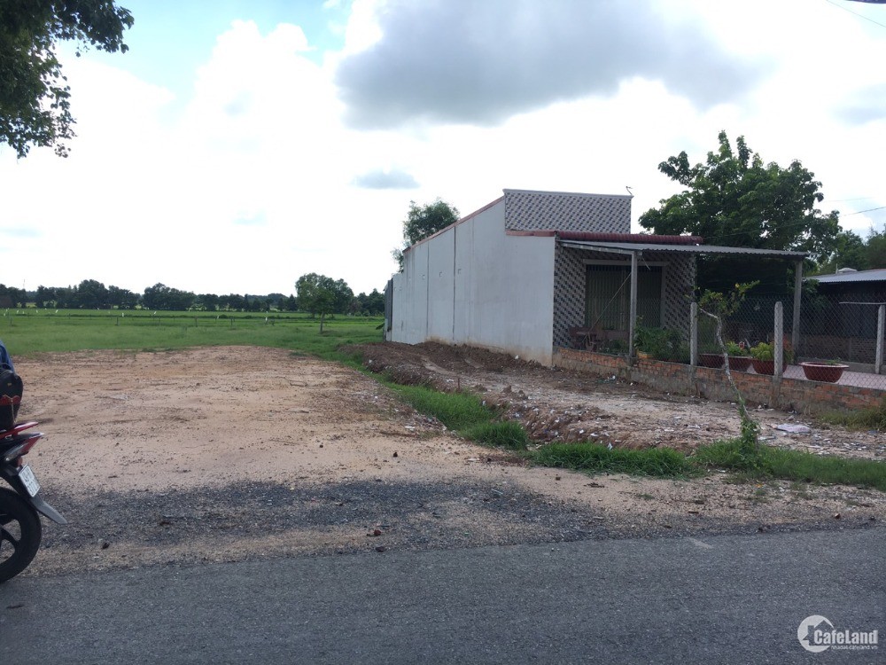 THUA LỖ CHỨNG KHOÁN CẦN BÁN 2000m2 ĐẤT SÁT CÔNG KCN – SHR CHÍNH CHỦ  - 400 TRIỆU