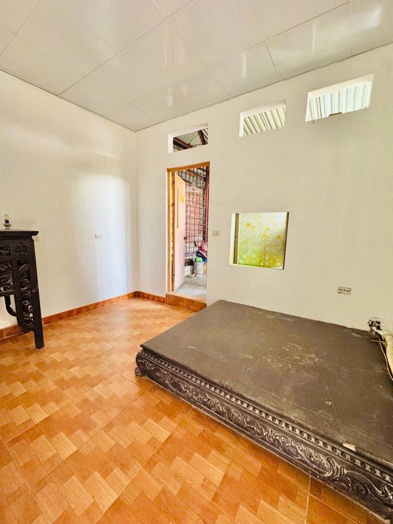 3.2 tỷ bán nhà 4 tầng ngõ thông đường hoàng mai