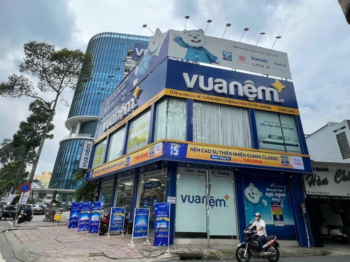Hạ giá 33 tỷ còn 26 tỷ! Góc 2 MT Lê Văn Sỹ, Q3. 6x18m. 4 tầng. HĐT: 96tr/th.