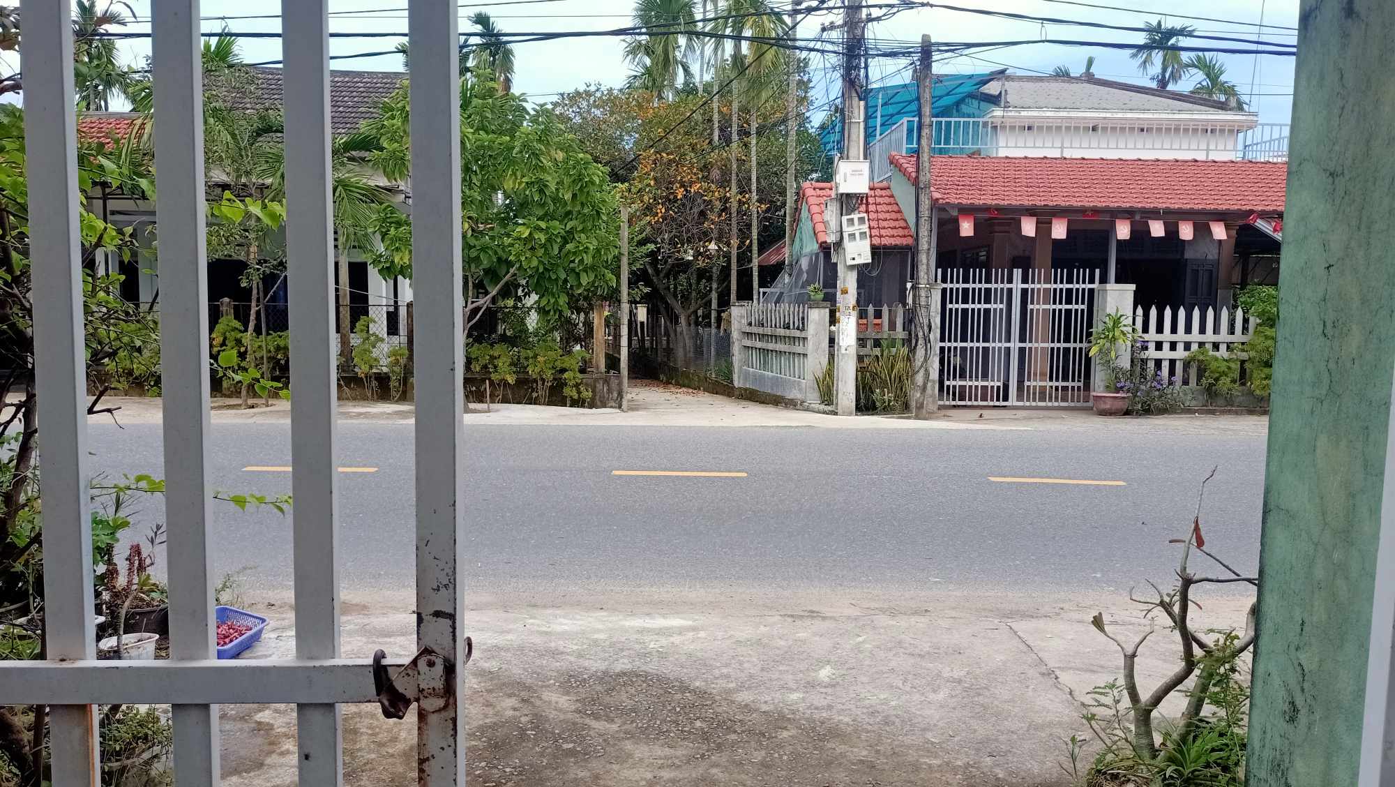 Bán nhanh 2 khối nhà hiện đại mt Tống Văn Sương,Hội An