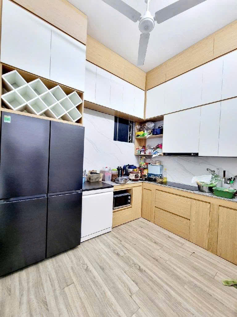 Nhà phố Tân Ấp – Gần phố cổ, 4 tầng thoáng đẹp, giá tốt 7.3 tỉ