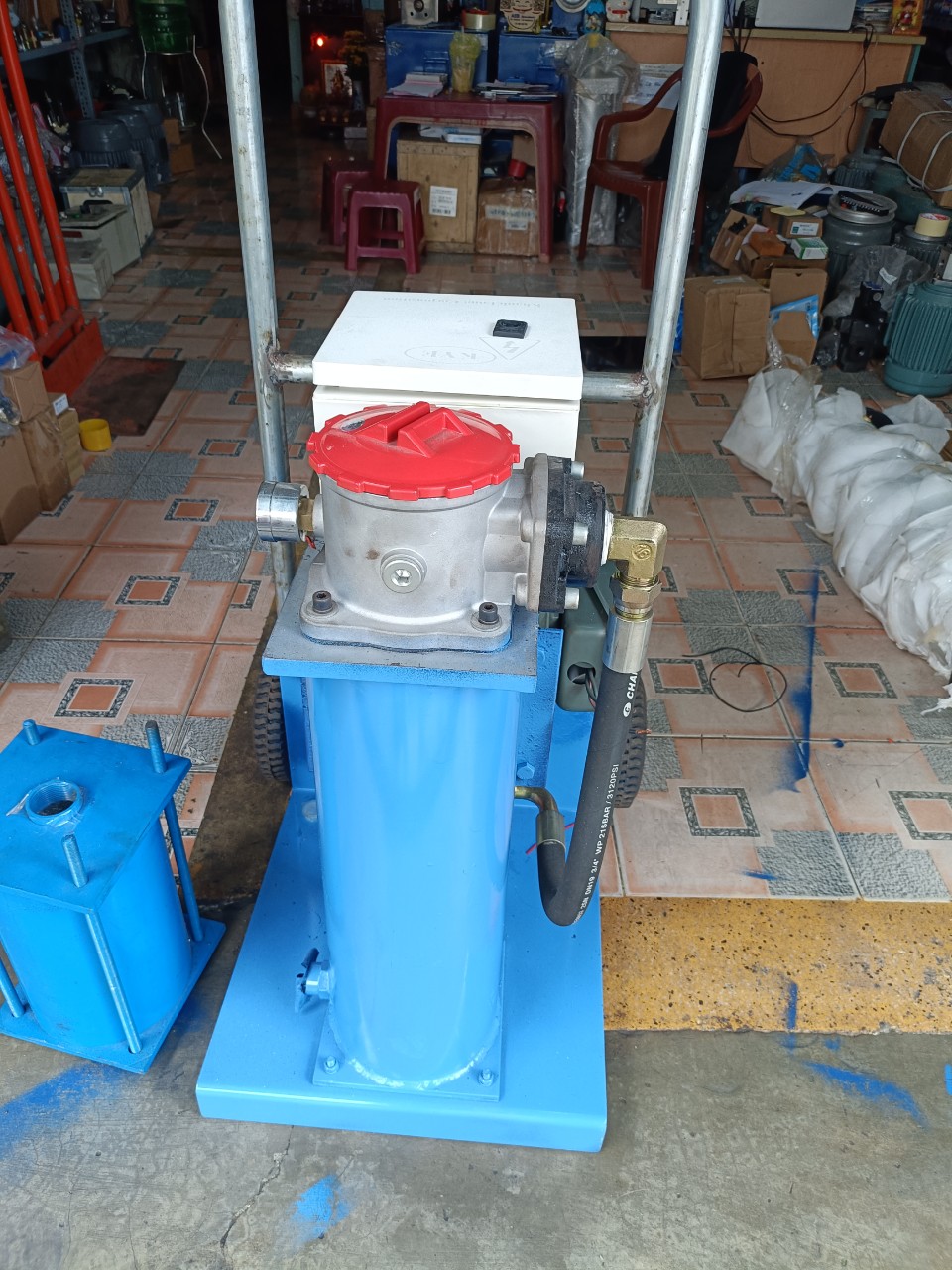 Dịch vụ lọc dầu thủy lực tại chỗ, Máy lọc dầu công nghiệp
