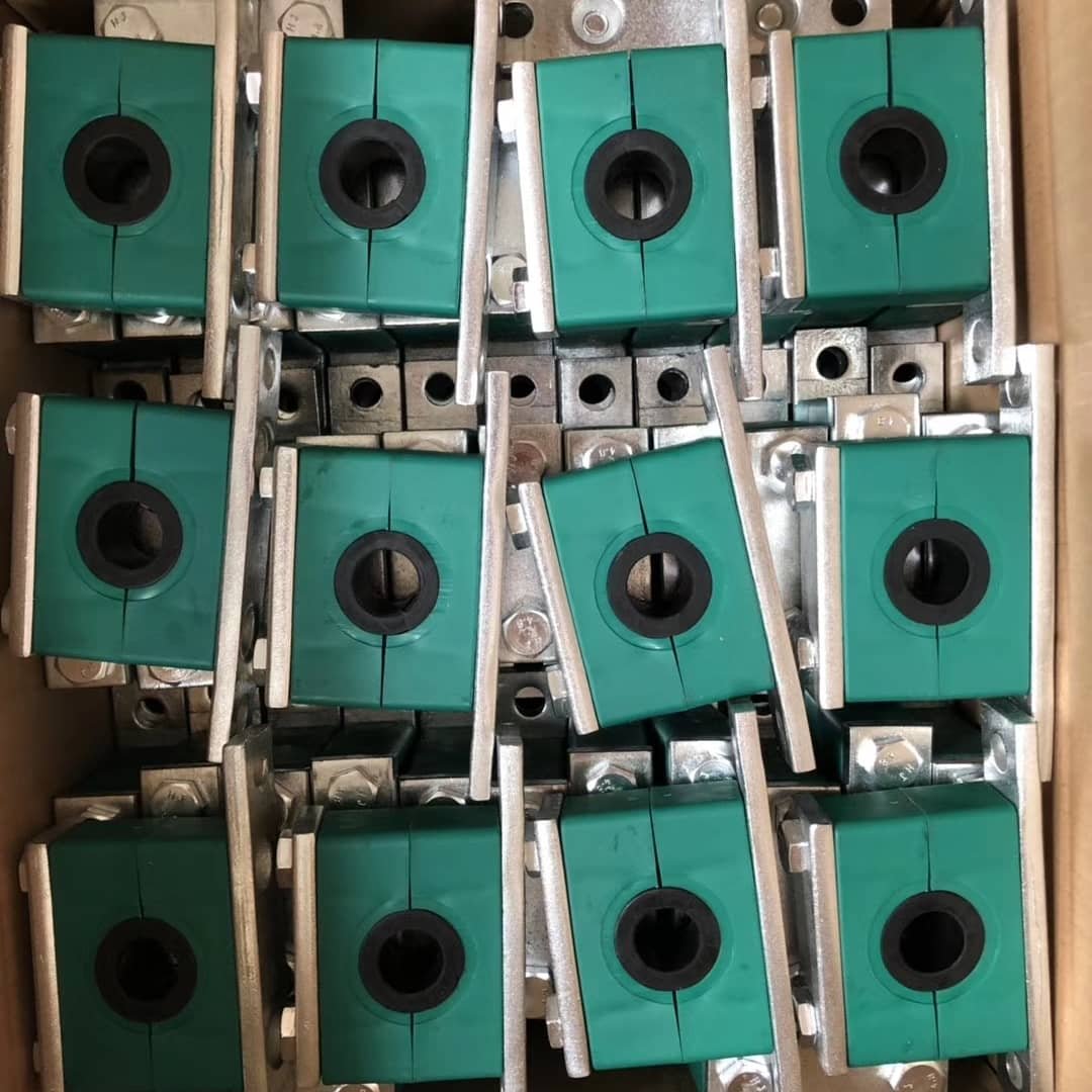 Đai ôm ống chữ U (U-bolt), Kẹp ống omega