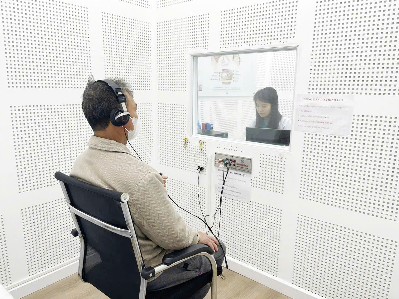 ĐO THÍNH LỰC MIỄN PHÍ – Đừng để nghe kém âm thầm ảnh hưởng cuộc sống