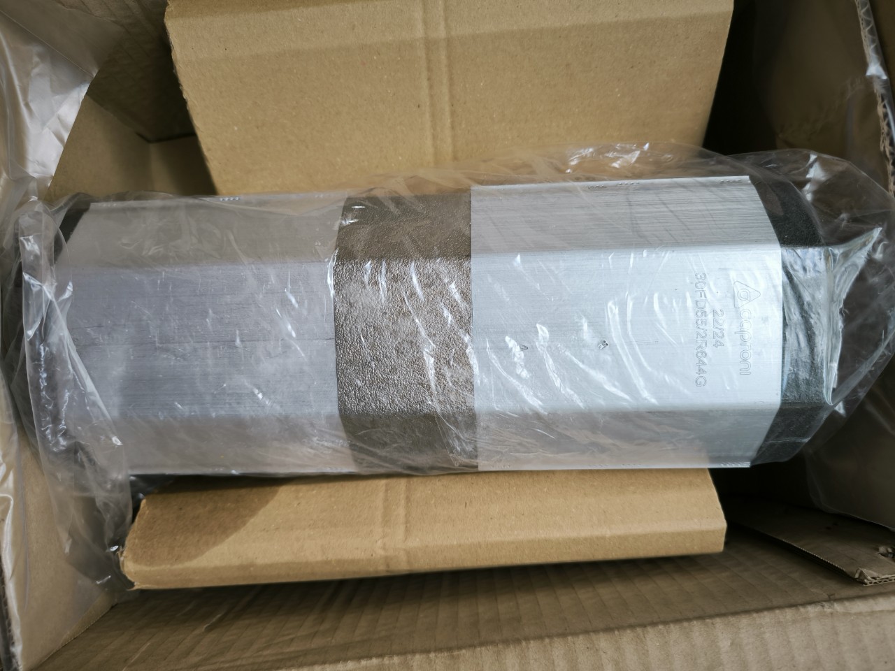 Bộ chia lưu lượng bánh răng chính xác cao italy 2, 4, 6,  đầu ra