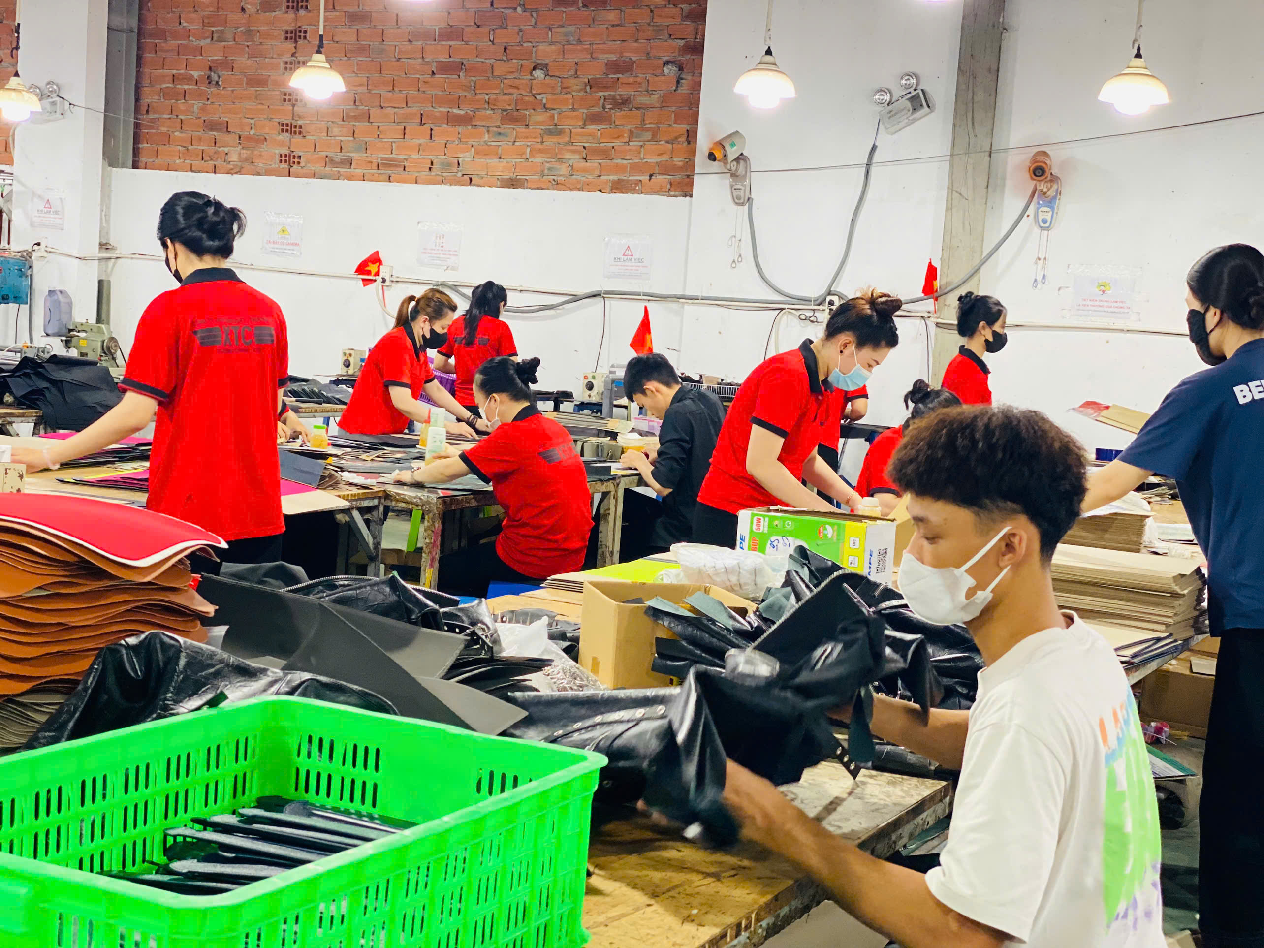 Các Mẫu Đồ Da Thời Trang Bán Chạy