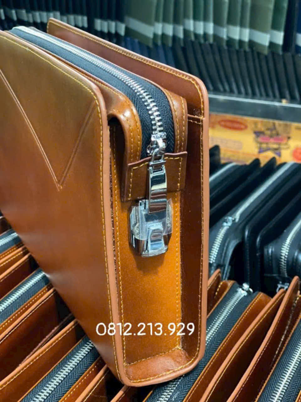 Xưởng Đồ Da Thời Trang Nam Giá Sỉ Tận Xưởng