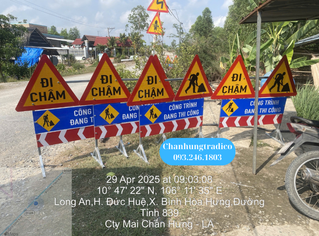 Biển Báo Công Trường Đang Thi Công 2025 - Đảm Bảo An Toàn Giao Thông