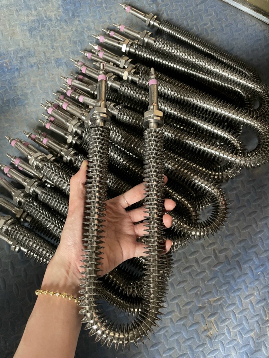 Tổng kho phân phối các loại điện trở nhiệt, thanh gia nhiệt, vòng gia nhiệt.