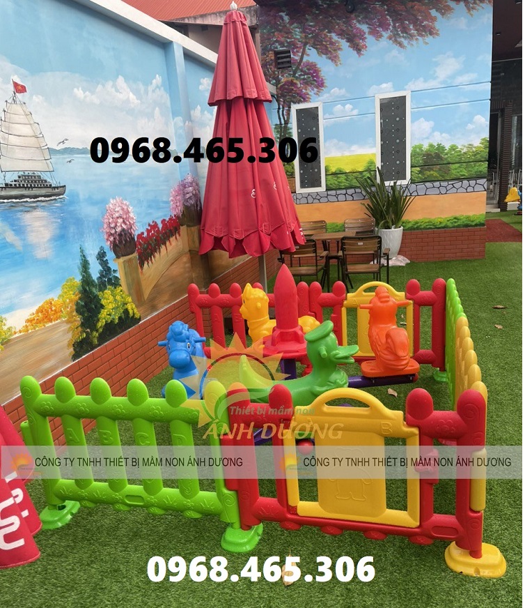 Hàng rào nhựa khu vui chơi trẻ em, rào chắn trẻ em nhiều màu