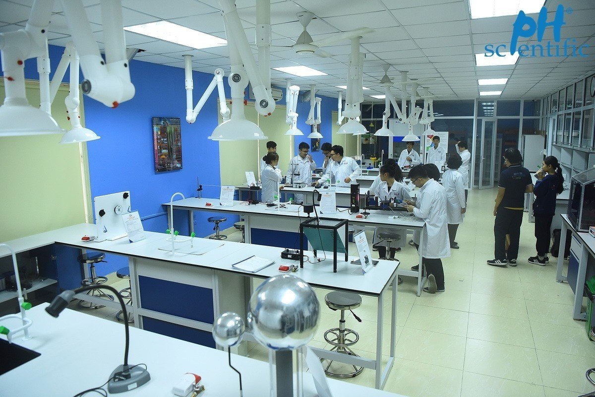 CHỤP HÚT DI ĐỘNG DÙNG ĐỂ HÚT HÓA CHẤT CHO PHÒNG THÍ NGHIỆM