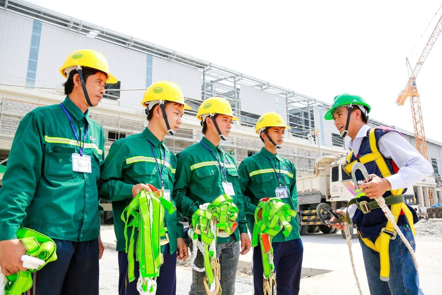 Top địa chỉ cung cấp bảo hộ lao động tại Nam Định uy tín