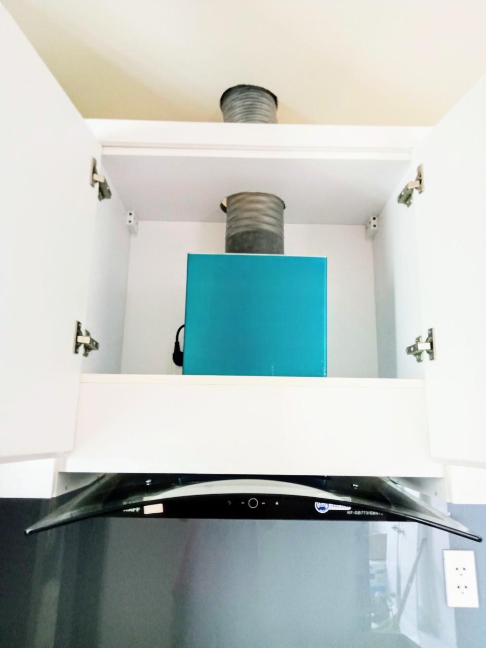 Máy Hút Mùi Kính Cong KAFF KF-GB773 - Chính Hãng Tại TP.HCM