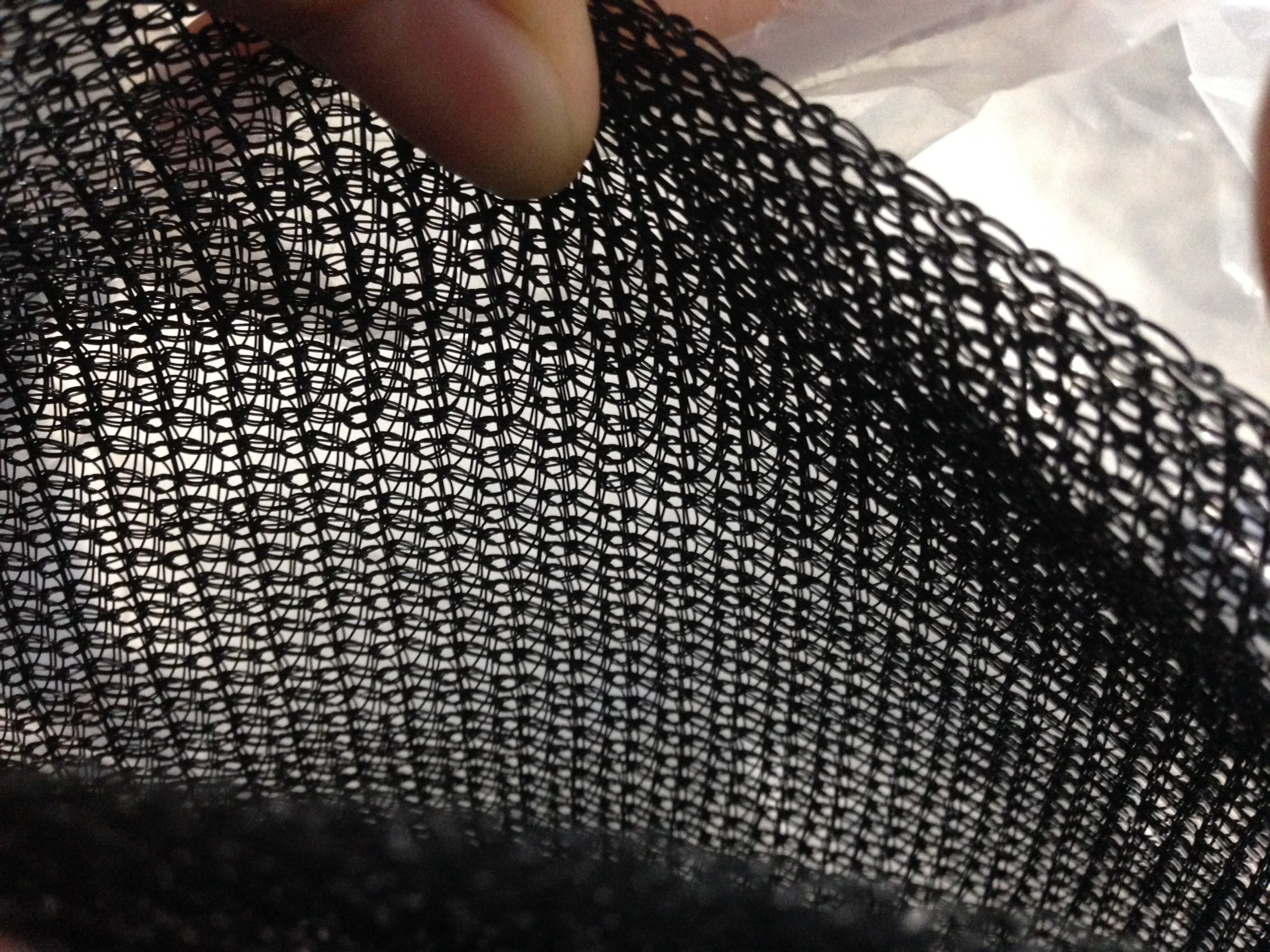 Lưới che nắng dệt kim màu đen - sản xuất bởi Lưới Việt