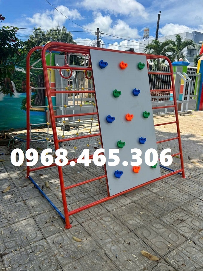 Thang leo dây trẻ em, thang leo sắt chữ A mầm non giá rẻ
