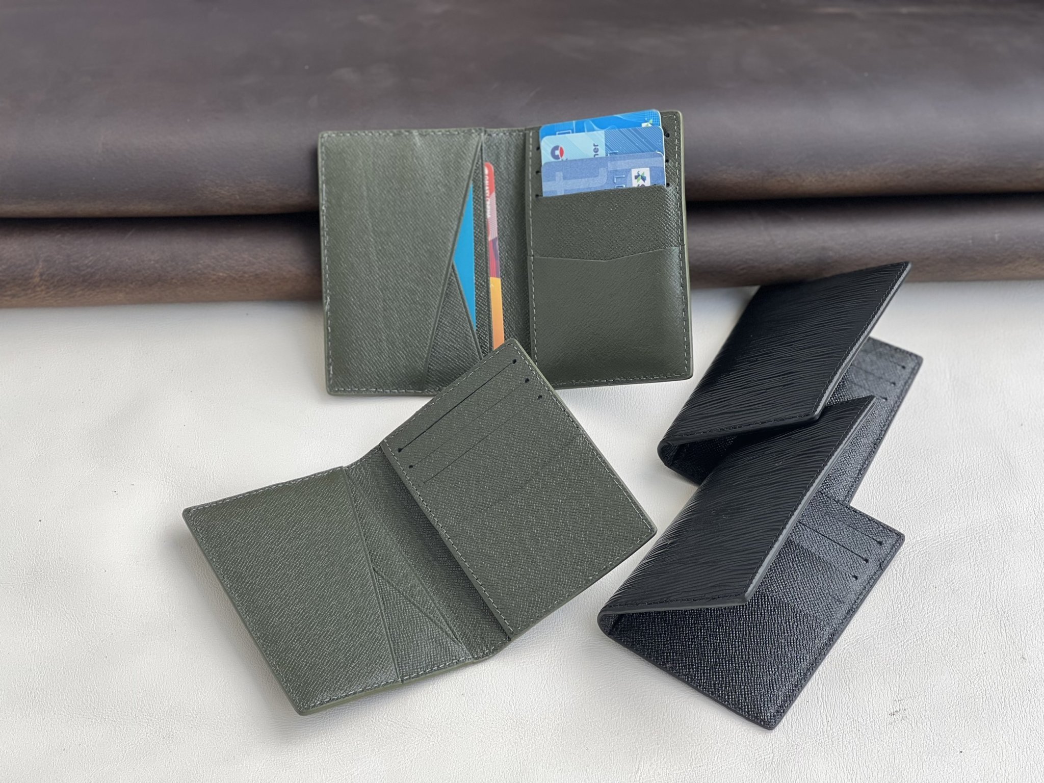 Xưởng sản xuất trực tiếp quà tặng doanh nghiệp bằng da thật