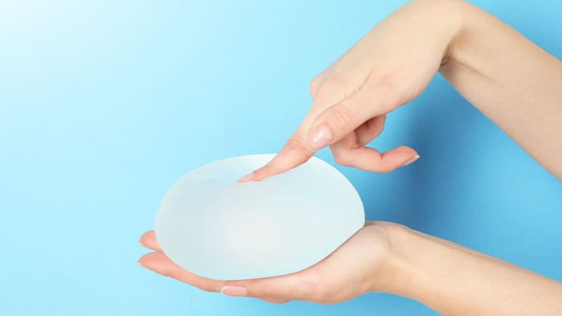 Tìm hiểu bao xơ túi ngực và bí quyết giữ vòng 1 mềm mại sau nâng ngực