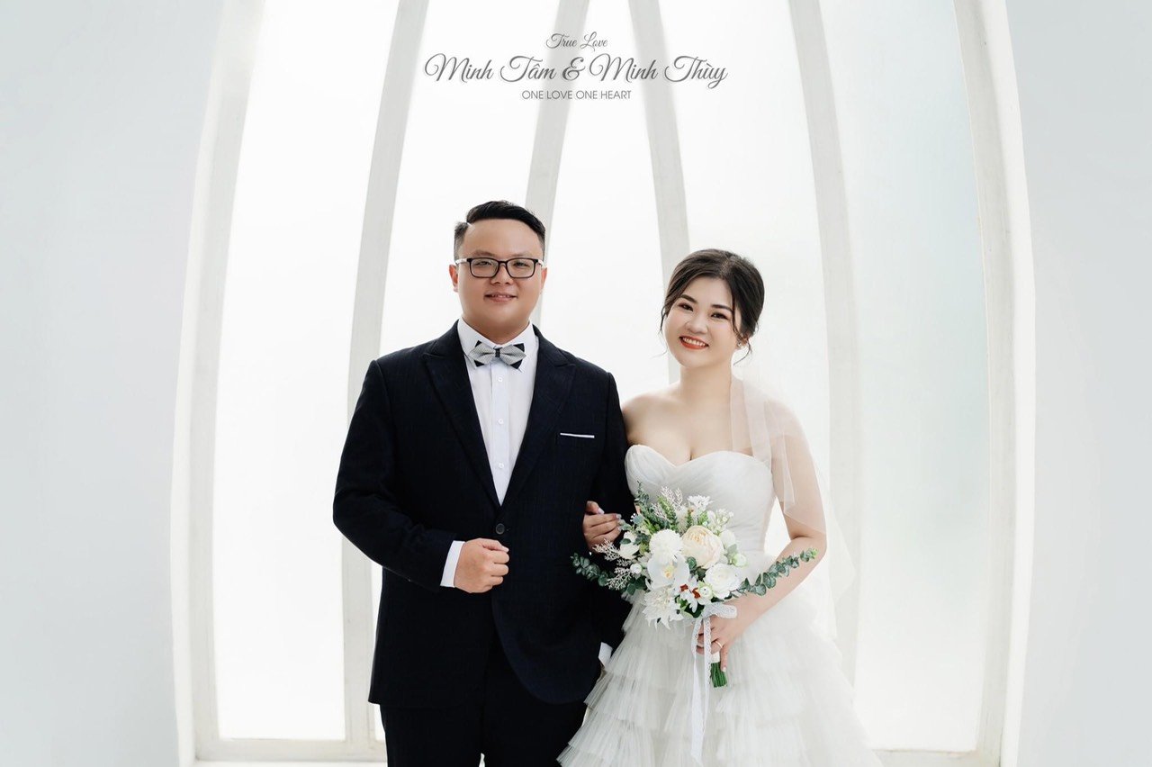 9.4 Áo cưới Bigsize Tròn Xinh