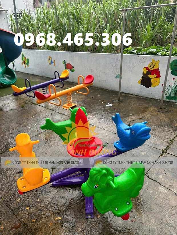 Đu quay trẻ em ngoài trời, đu quay ngựa trẻ em
