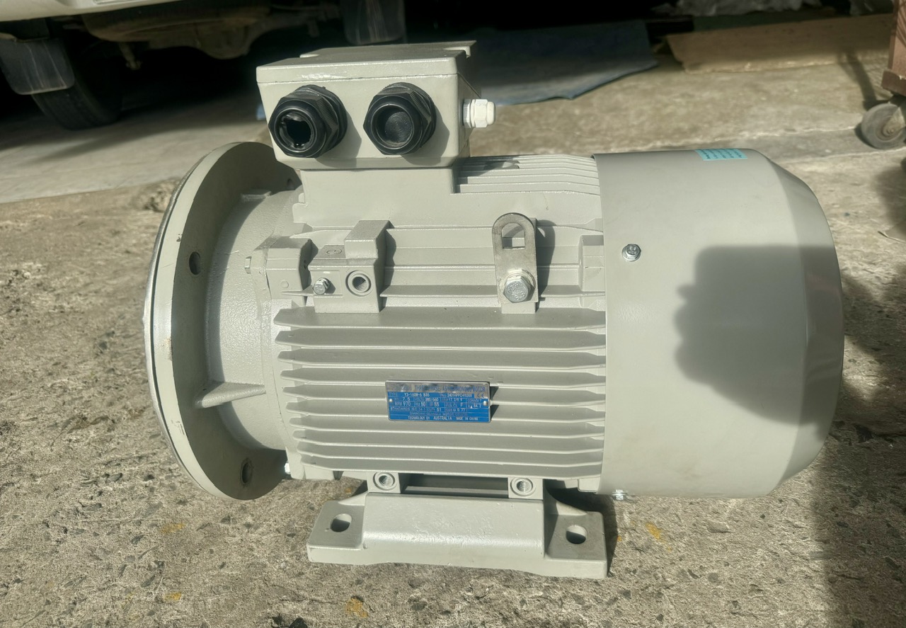 Motor 10HP, 7.5kw 6P