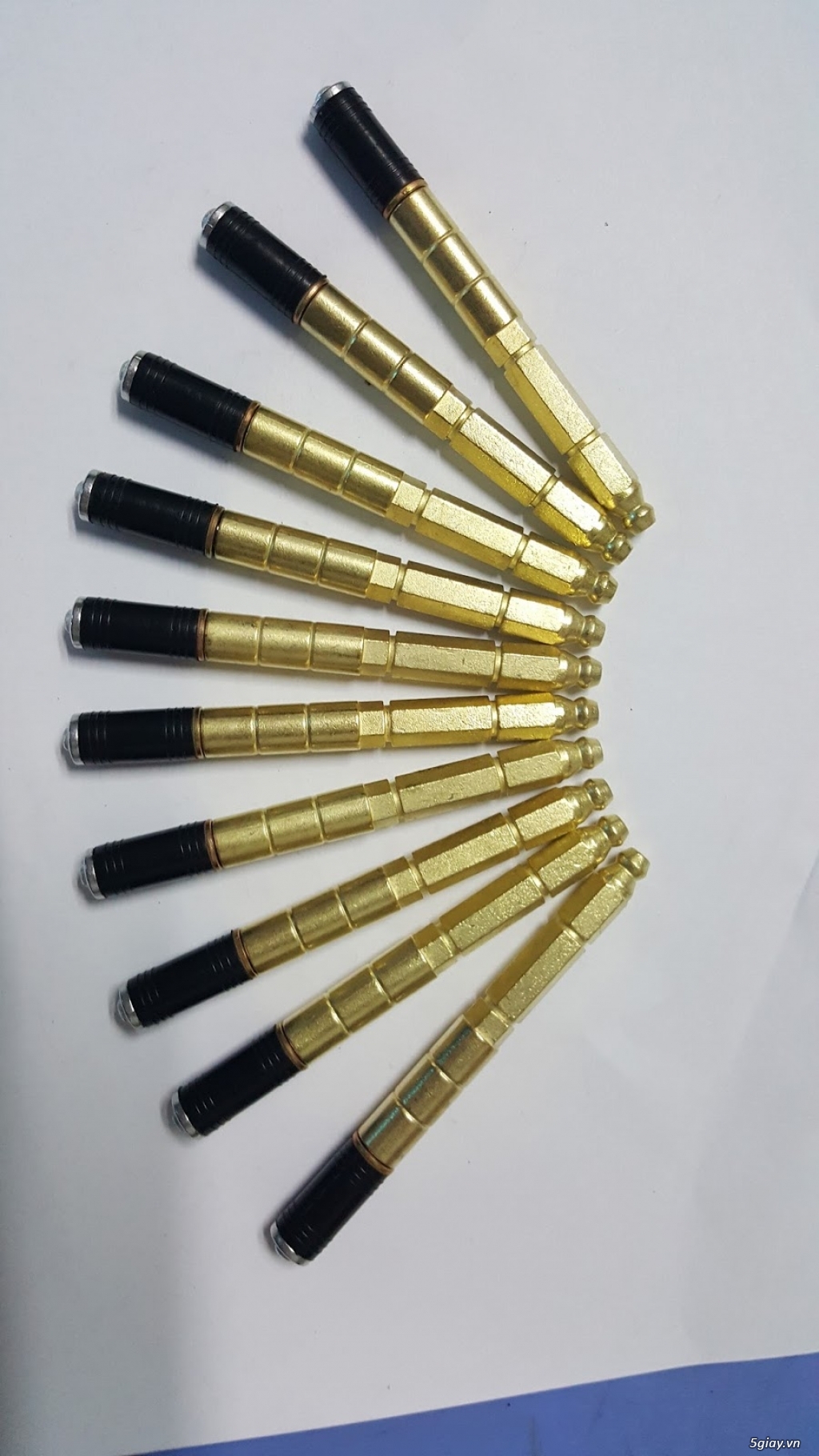 kim bơm keo pu epoxy chống thấm foam trương nở