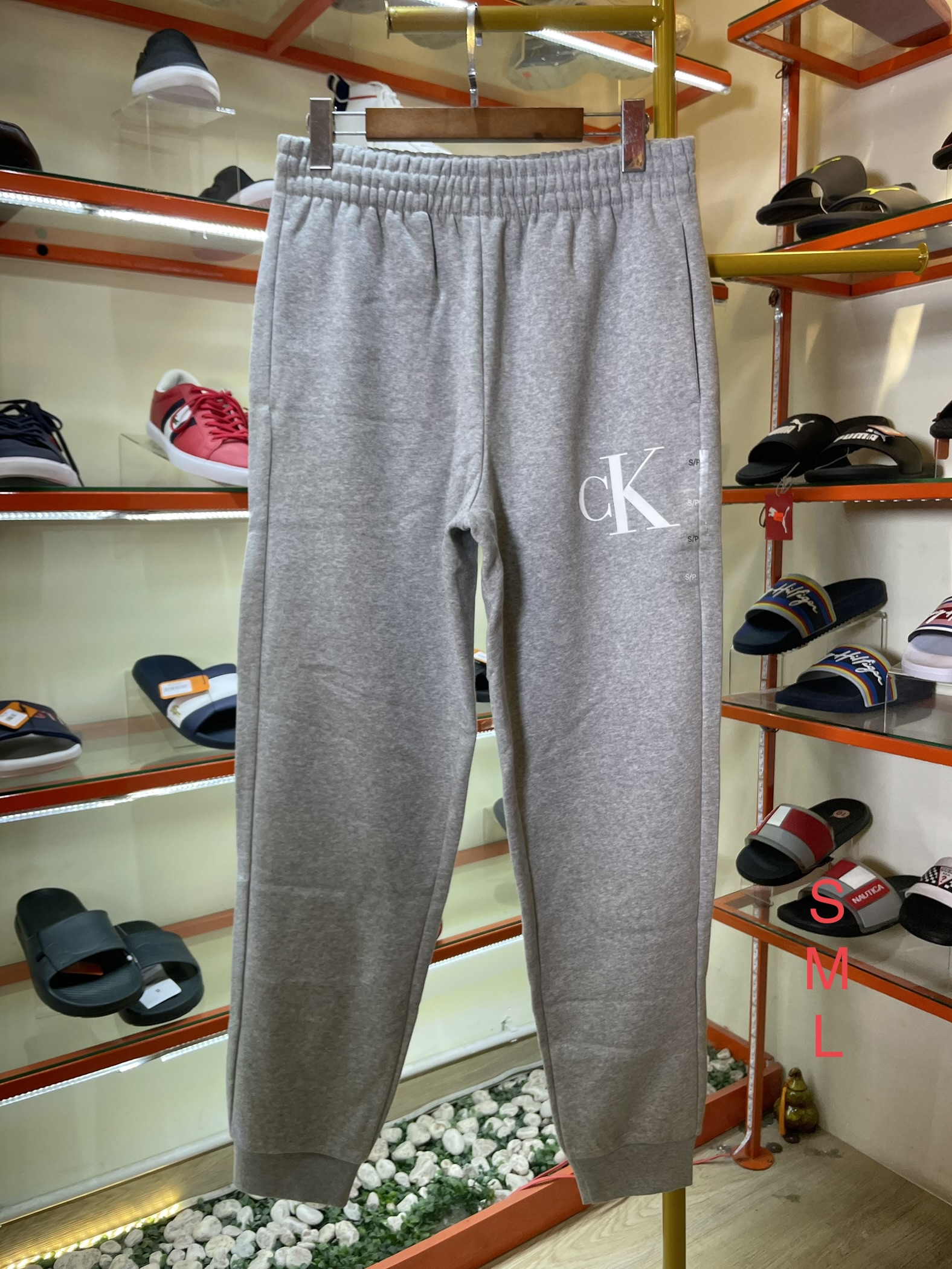 Quần thun dài CK chính hãng mới đáp shop