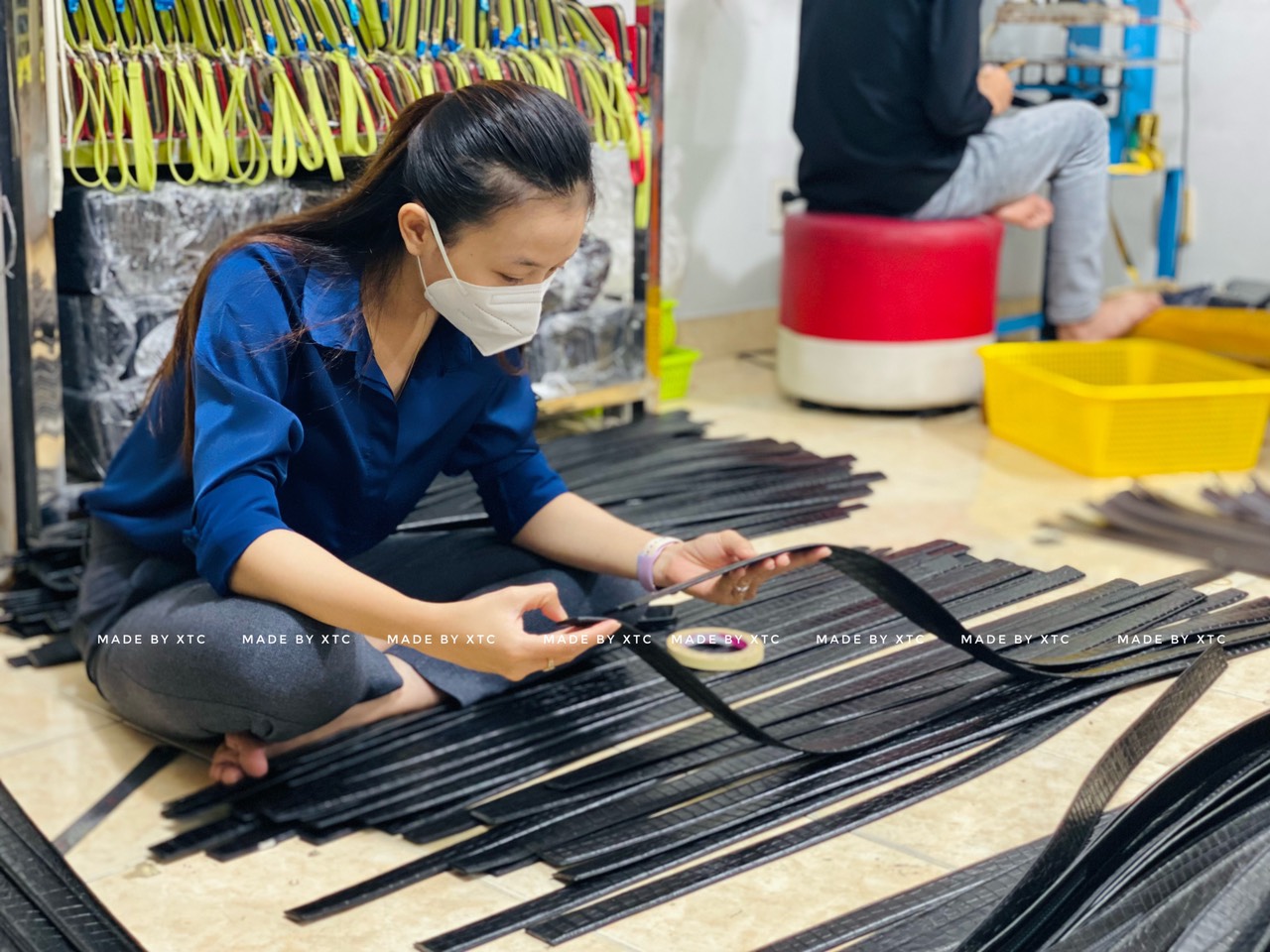 Công ty chuyên thiết kế thời trang đồ da thật tìm đối tác