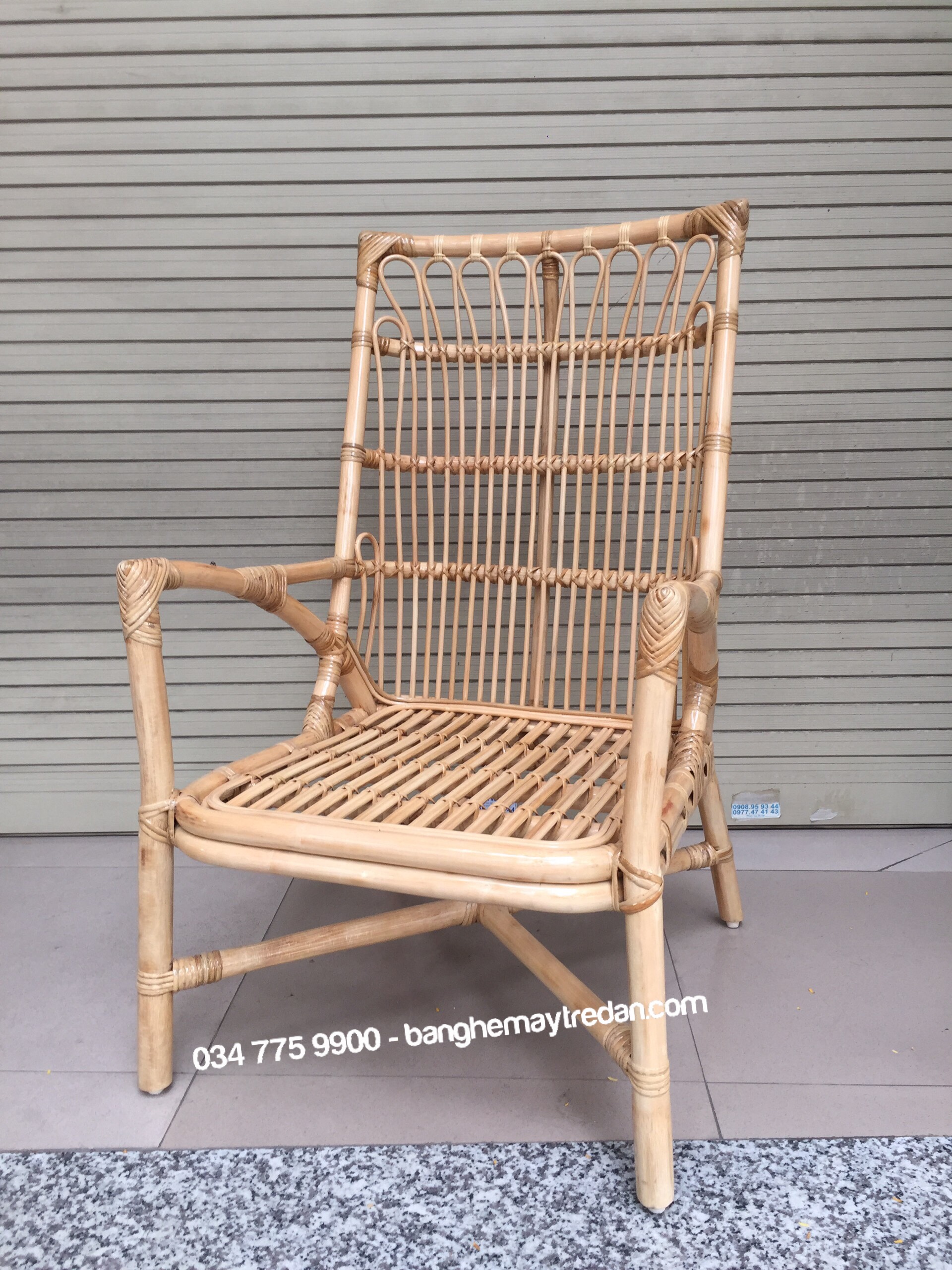 Ghế armchair hiện đại bằng mây tre đan