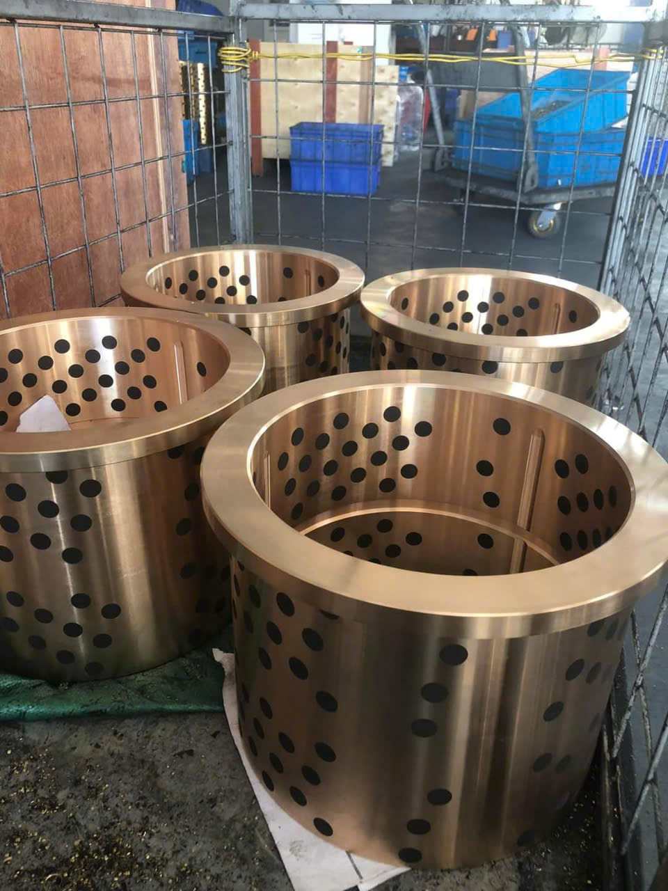 Cung cấp các loại bạc tự bôi trơn, bạc đồng tiết dầu