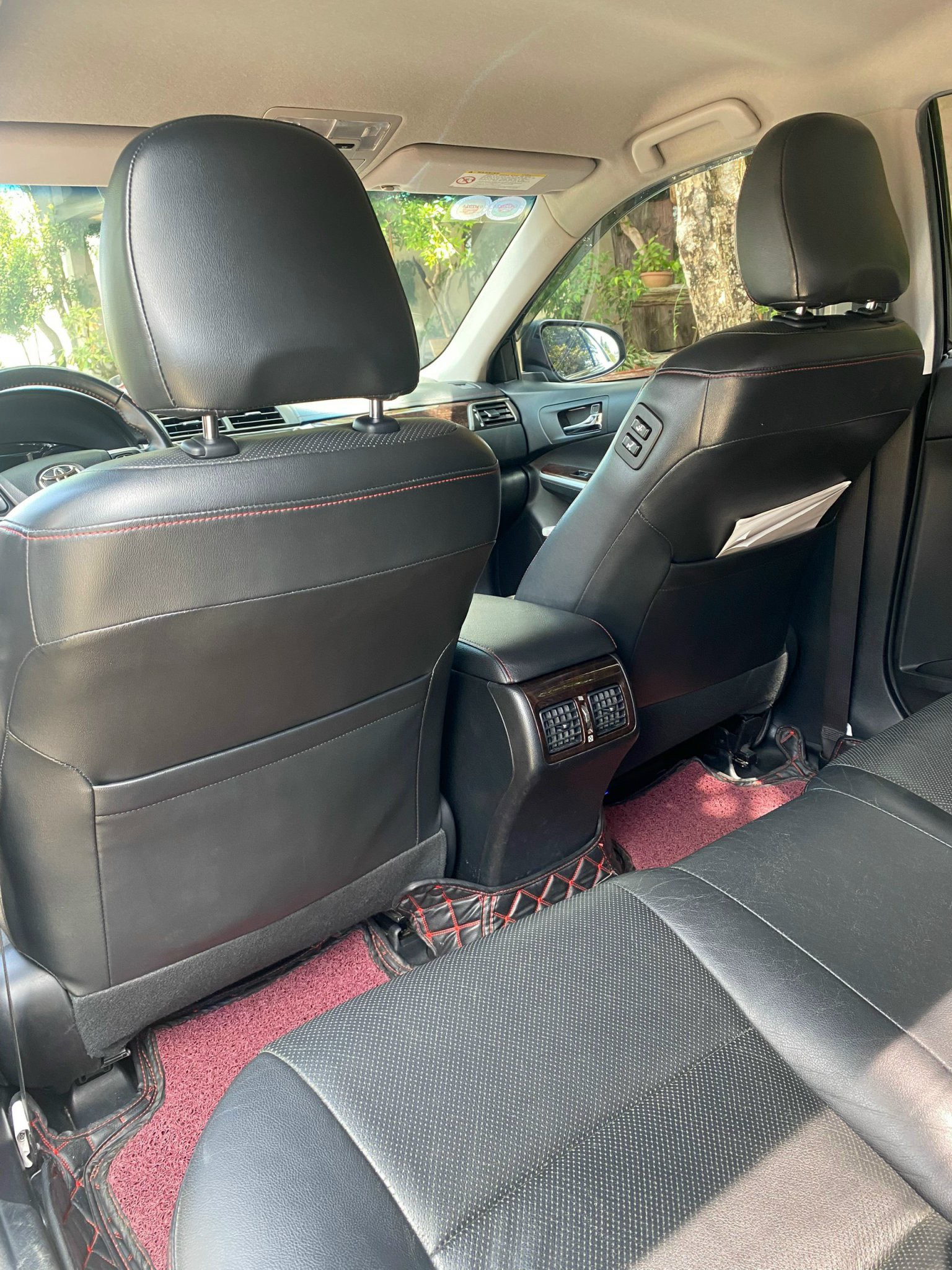 Cần ra đi Camry còn mới