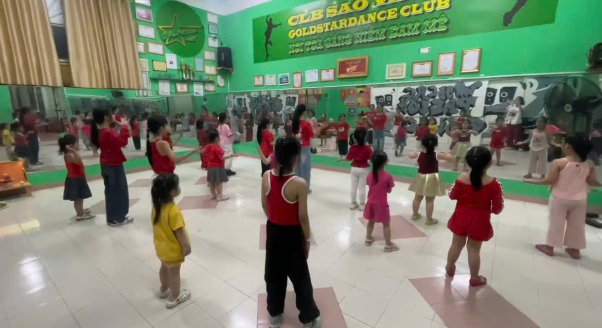 Chiêu sinh lớp nhảy tiktok - phiên bản dễ thương tại quận Tân Phú
