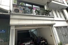 Bán nhà đại đồng 5 tầng dân xây phân lô ô tô tránh vào nhà hoàng mai