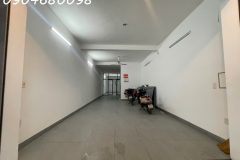 Chính chủ cho thuê nhà mới xây, phù hợp làm văn phòng kho tại Hoàng Mai, sau Ủy