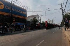 NHÀ HẺM XE HƠI GÂN LOTTE MART  BÌNH DƯƠNG DIỆN TÍCH 200,7M2 GIÁ 3TY800