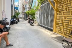 TRUNG TÂM VIP BÀN CỜ QUẬN 3 - 5 TẦNG KTS THIẾT KẾ - SÁT VÁCH Q1 Q10 - 40M²