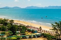 GIẢM GIÁ 35% KHU RESORT+ HOMESTAY Rộng 3.500m2. LƯNG DỰA NÚI MẶT HƯỚNG BIỂN Bãi