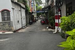 Nhà Trường Sa  DT 38m²  KT 3.8×11m  Hẻm ô tô thông  3 tầng  Giá 7.95 tỷ