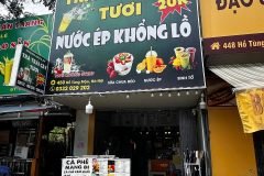 SANG NHƯỢNG QUÁN NƯỚC ÉP – MẶT ĐƯỜNG HỒ TÙNG MẬU, VỈA HÈ RỘNG THOÁNG