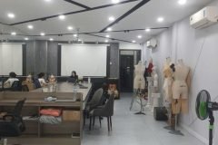 Bán nhà Mặt tiền đường DC9, ngay Aeon Tân Phú, 5x20m, 4 Tầng  - 5 PN, chỉ 14,8