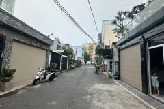 Bán nhà 4 tầng diện tích lớn 240m2 tại đường Trung Mỹ Tây 17 Quận 12 giá 13.8
