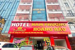 Bán khách sạn Nam Phương Hoàng Hậu cạnh Himlam ngang 12x40 giá  75 tỷ