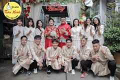 Hỷ Phục Bưng Quả Bigsize Tròn Xinh Dễ Mặc
