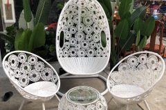 Xích đu kèm bàn ghế mây nhựa