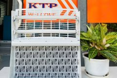 Đèn diệt côn trùng công nghệ KTP-30W sử dụng keo dính